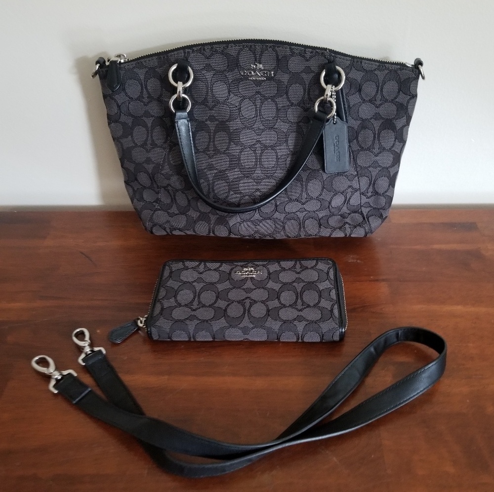 Beautiful coach Kelsey bag and matching wallet.